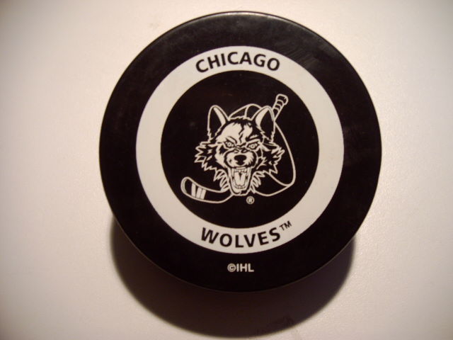 chicago_wolves.jpg